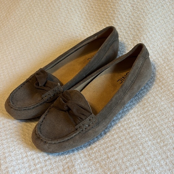 Vionic Norah Moccasin Brown Suede size 6.5‎ - Picture 3 of 8